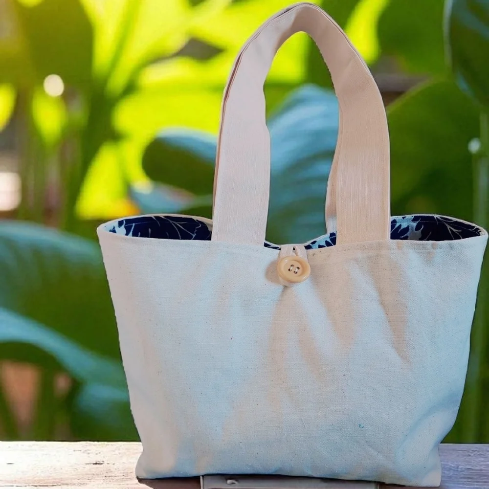 Cream Tote Bag with Simple Design
